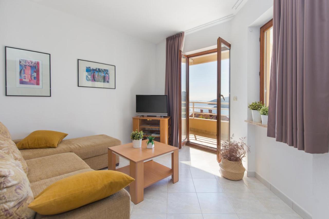 Apartments Agava Rabac Esterno foto