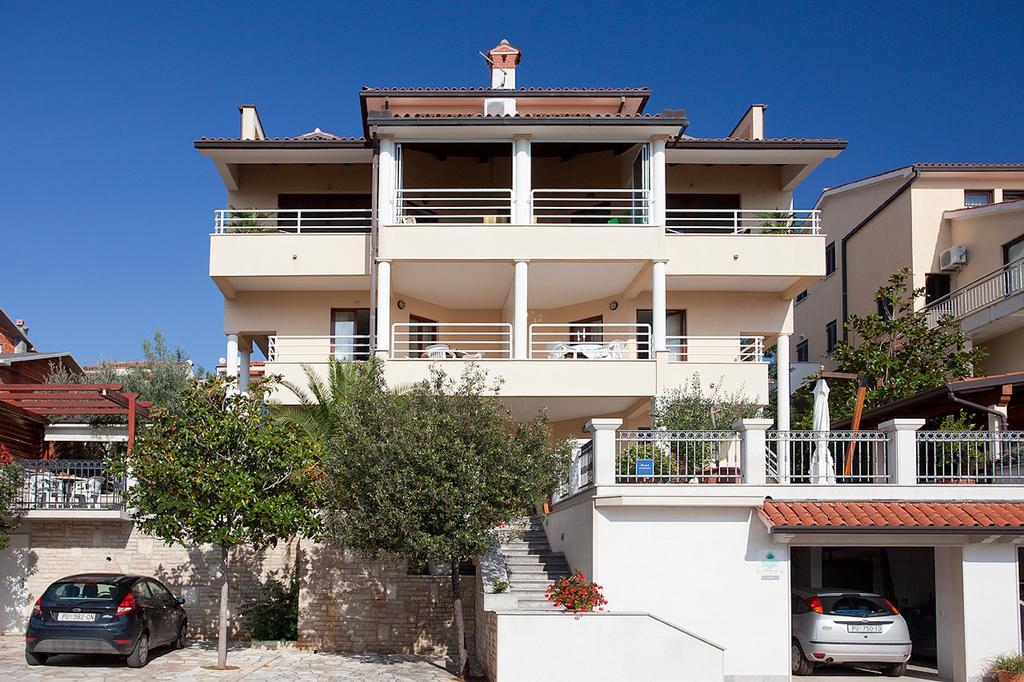 Apartments Agava Rabac Esterno foto